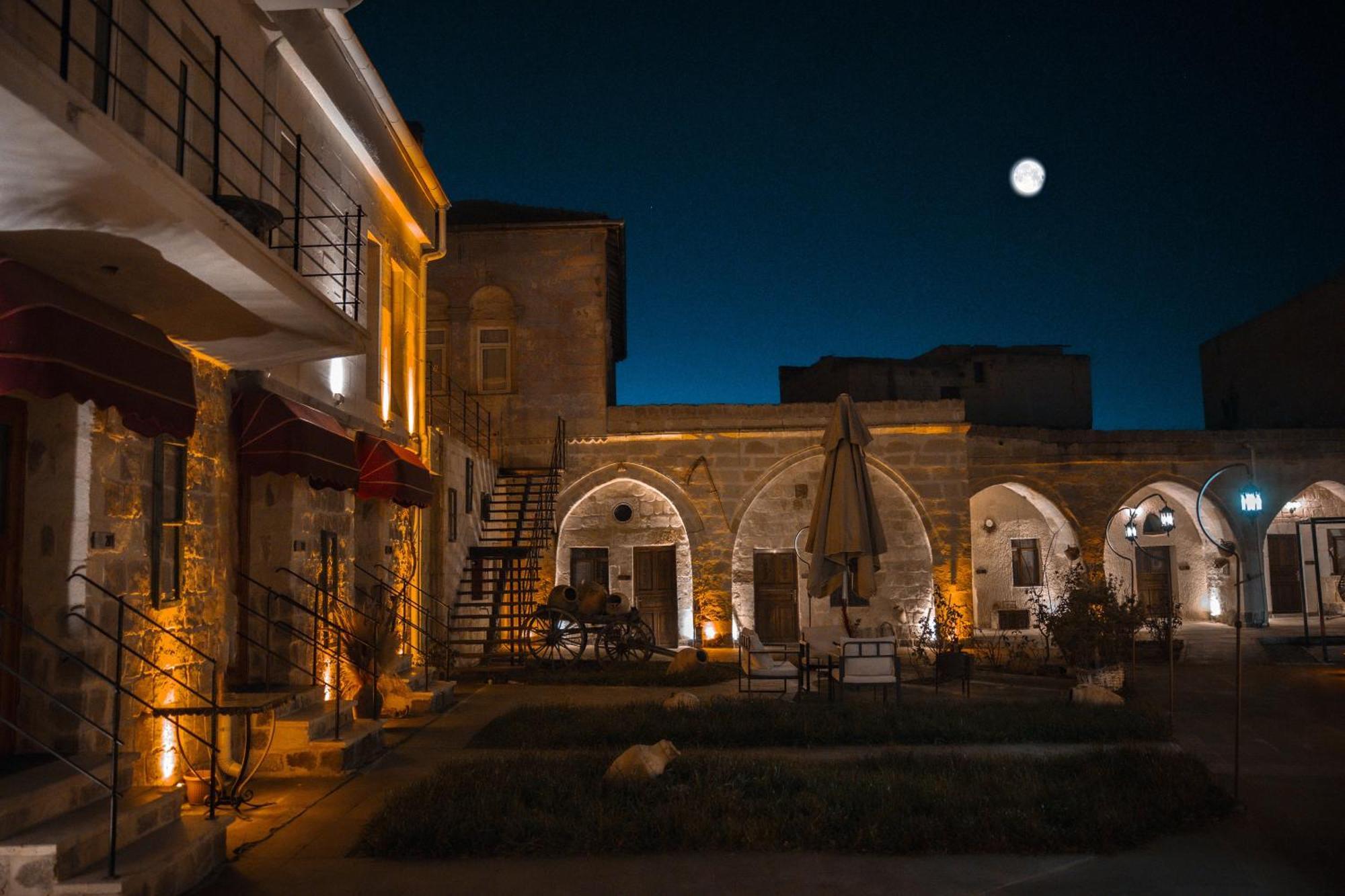 Çavuşin Cave House Acomodação com café da manhã Göreme Exterior foto