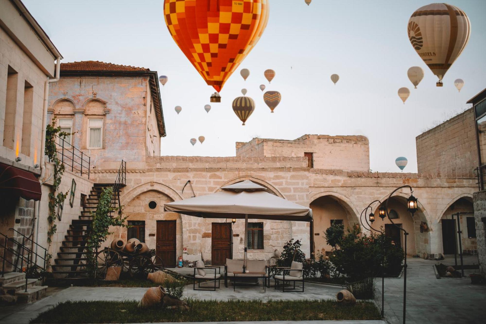 Çavuşin Cave House Acomodação com café da manhã Göreme Exterior foto